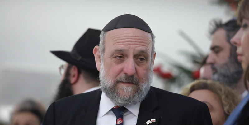 Naczelny rabin Polski w ostrych słowach o ataku na synagogę. "Cud, że nie spłonęła"