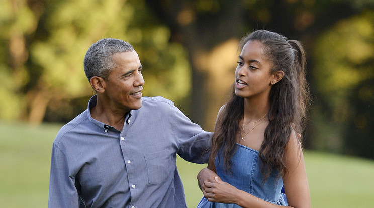 Malia 
gyakran 
mutatkozik az egykori elnökkel is, 
édesapjával, Barack 
Obamával / Fotó: GettyImages