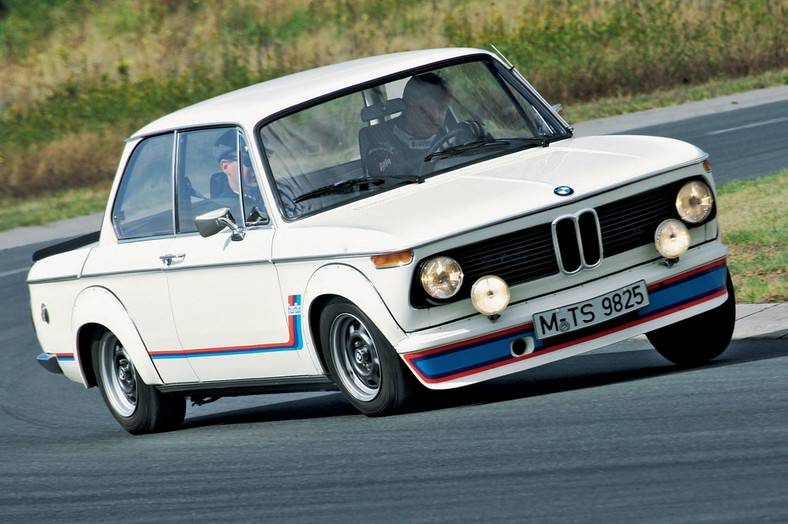 BMW 2002 Turbo:
Klasyk pod ciśnieniem