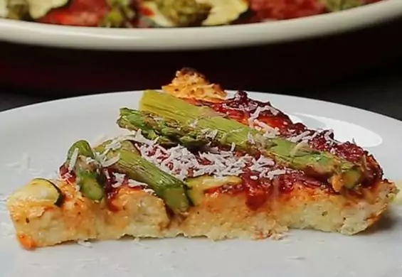 Kalafiorowa fit pizza dla bezglutenowców