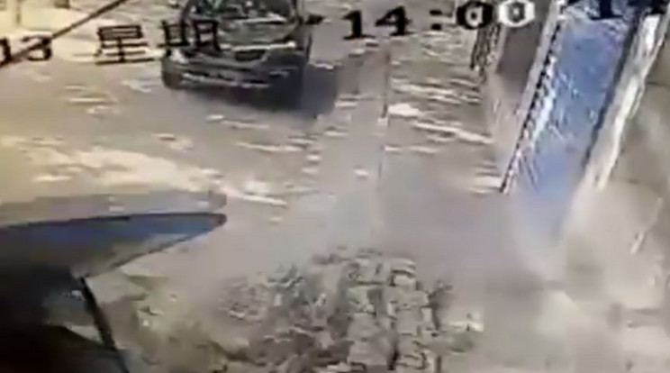 A férfi azonnal szörnyethalt a balesetben /Fotó: YouTube