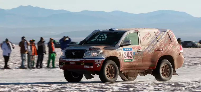 Fabrycznym autem przez pustynię, czyli Dakar 2015!