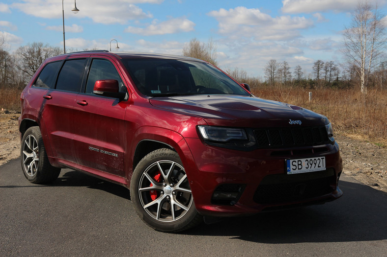 Jeep Grand Cherokee SRT – SUV jakich mało