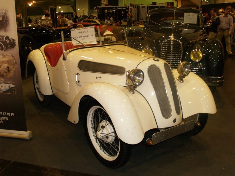 Techno Classica 2011: 2500 oldtimerów i 200 tys. zwiedzających