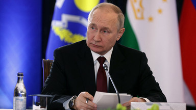 "Putin zniszczył swój najważniejszy rynek". Europa żegna się z rosyjską ropą, a Kreml na własne życzenie traci ważnego nabywcę 