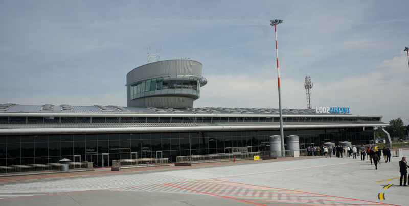 Milionowe straty polskiego lotniska. Miasto płaci od lat
