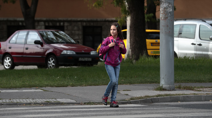 A kilencéves Helénát idéntől engedik egyedül az
iskolába / Fotó: Isza Ferenc