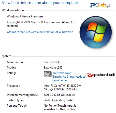 Na dysku zainstalowano Windows 7 Home Premium w wersji 64-bitowej. Wymagający użytkownik doceni aż 8 GB pamięci