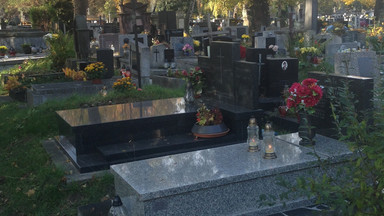 Kraków: IPN poszukuje ofiar UB na cmentarzu Rakowickim