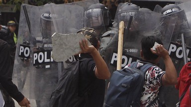 W Kolumbii lokalni mieszkańcy wzięli jako zakładników 79 policjantów