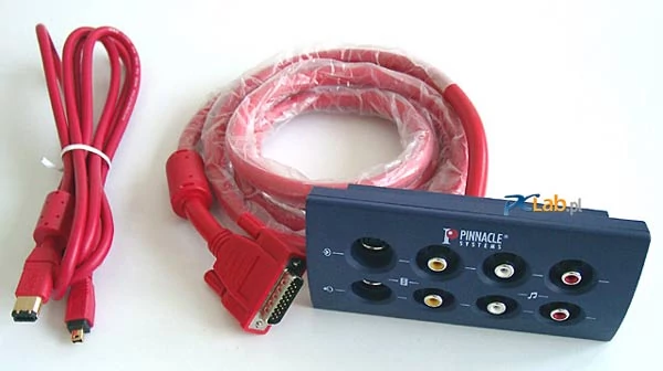 Kabel FireWire oraz moduł "breakout box"