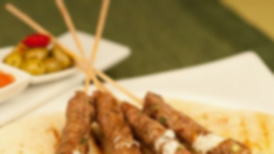 Kofta kebab z sałatką Fatush