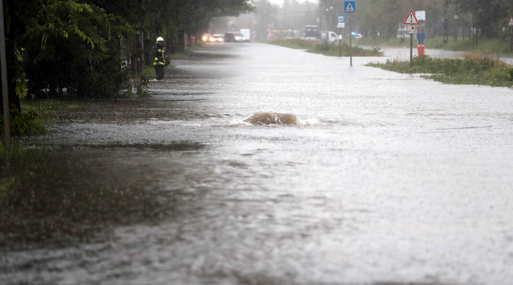 Extrém mennyiségű csapadék esett le az országban az elmúlt napokbvan (Képünk illusztráció)