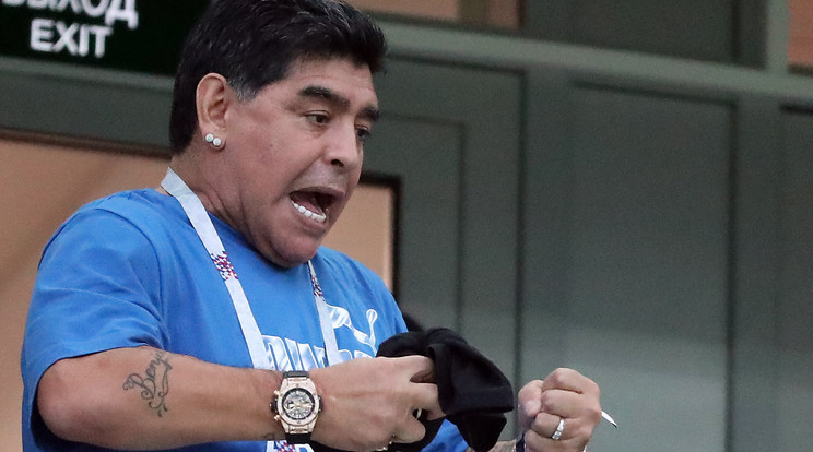 Szinte nem volt olyan argentin válogatott meccs, amin ne hívta volna fel magára a figyelmet Maradona /Fotó: MTI/EPA/Franck Robichon