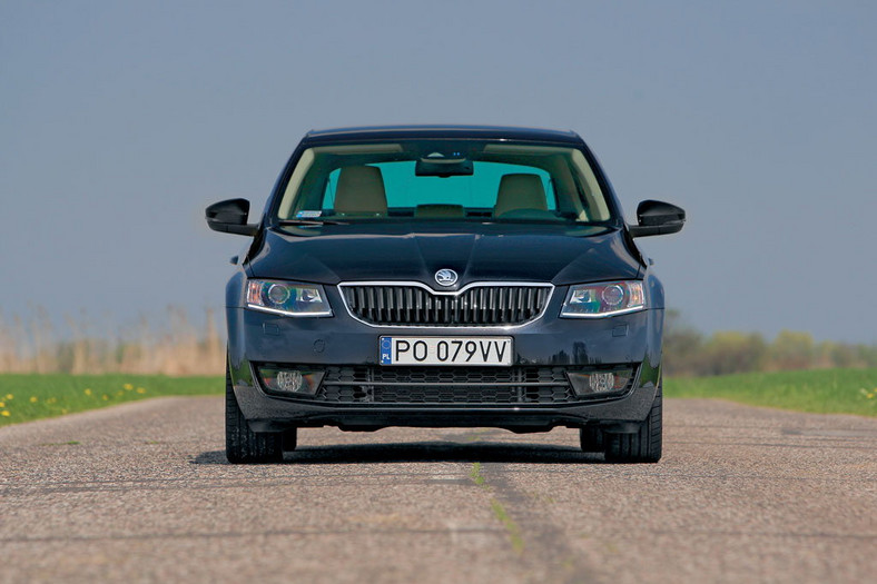 Skoda Octavia - Ceny części do naprawy auta po stłuczce (w ASO)