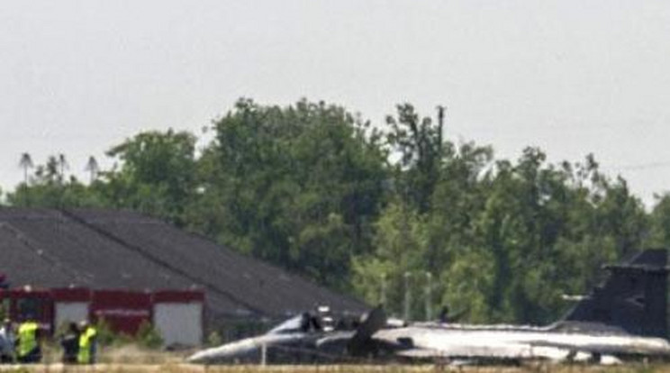 Katasztrófa! - Helikopterrel vitték kórházba a magyar Gripen pilótáját!