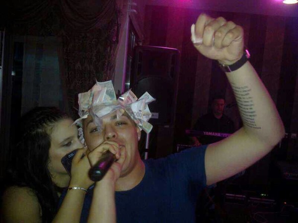 Bak&scaron;i&scaron; na nastupima