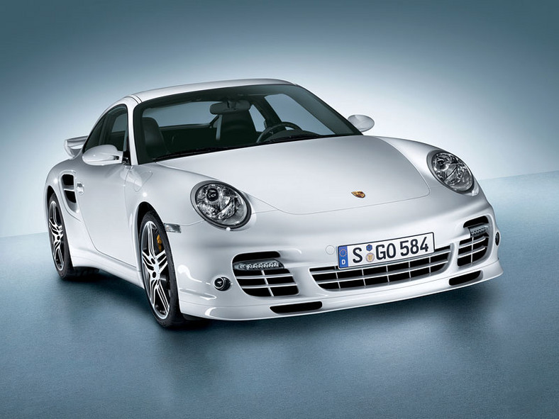 Porsche 911 Turbo: stonowany, ale uczynny zestaw aerodynamiczny