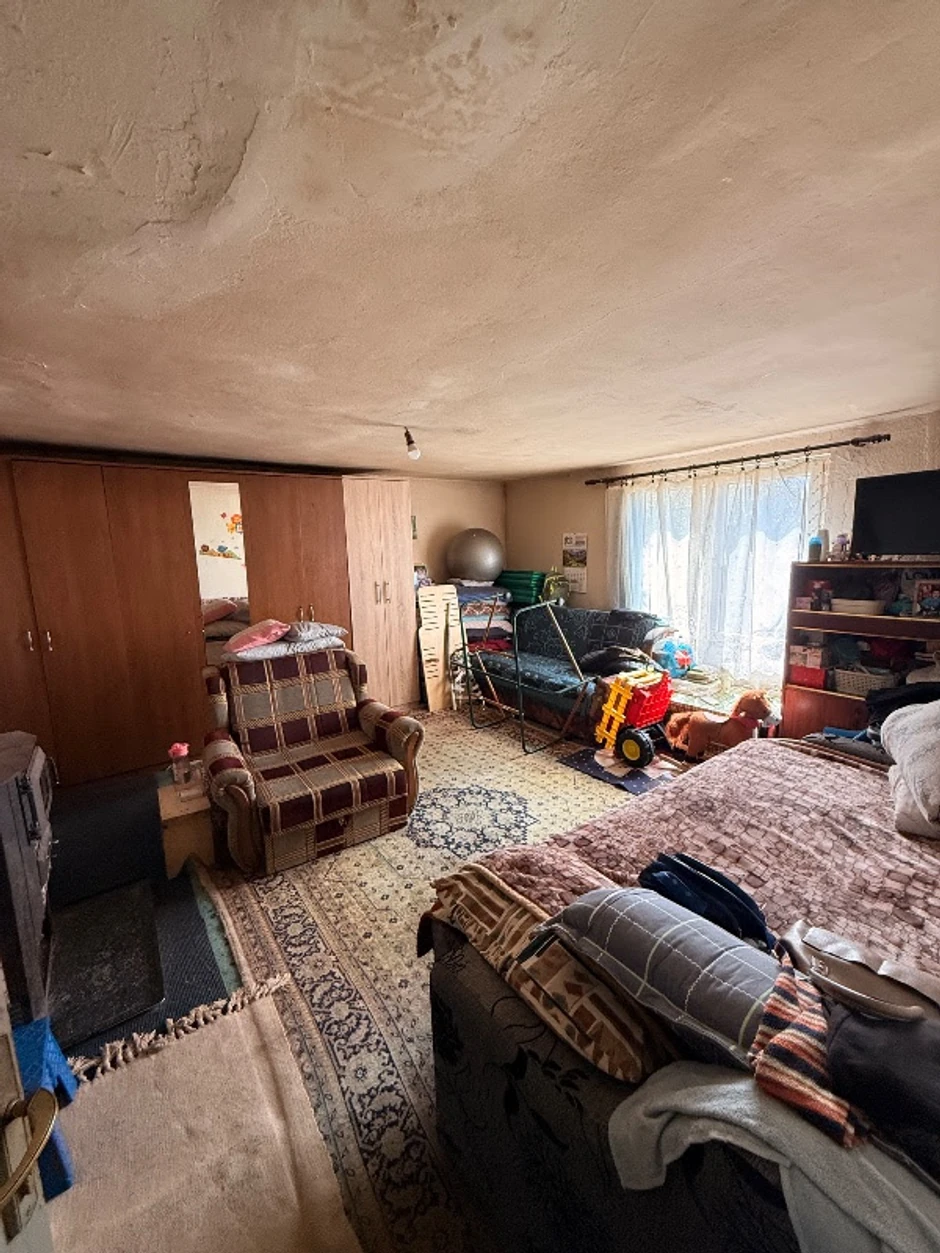 Jovanova porodica je živela u trošnoj kući bez kupatila