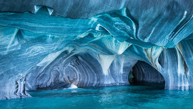 Bajecznie piękne Marmurowe Jaskinie w Chile