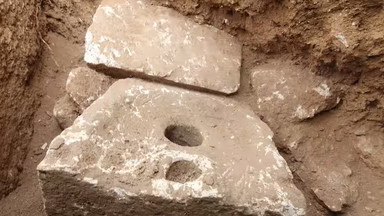 Tak ludzie załatwiali się 3 tys. lat temu. Archeolodzy odkryli toaletę z czasów biblijnych