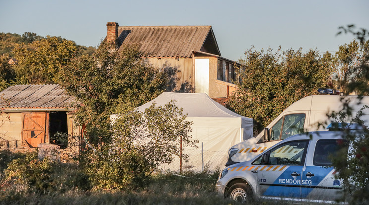 Ebben a házban fojtotta meg korábbi párját, majd szúrta halálra annak kisgyermekét  B. Zsolt /Fotó: Grnák László