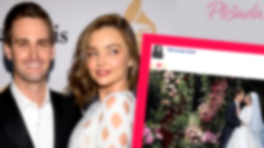 Miranda Kerr wreszcie pokazała suknię ślubną. Kreacja robi wrażenie!