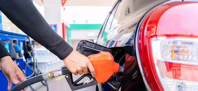 Ceny paliw nadal będą niższe. Tarcza antyinflacyjna zostanie przedłużona