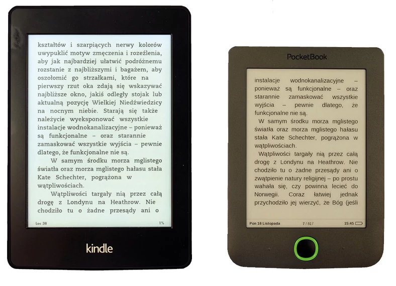 Różnica pomiędzy świecącym a niepodświetlonym ekranem jest olbrzymia. Kindle Paperwhite II przypomina tradycyjną książkę, strona wyświetlona na PocketBook Mini jest pożółkła. Korzystanie z takiego czytnika wymaga dobrego oświetlenia.