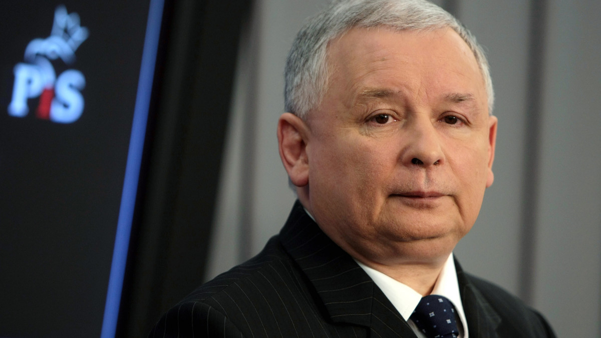 - Chciałem się znaleźć w rządzie Mazowieckiego. Miałem taką ambicję, która jednak potem szybko mi przeszła - mówi Jarosław Kaczyński w wywiadzie dla "Newsweeka", w którym mówi o kulisach przemian ustrojowych w Polsce.