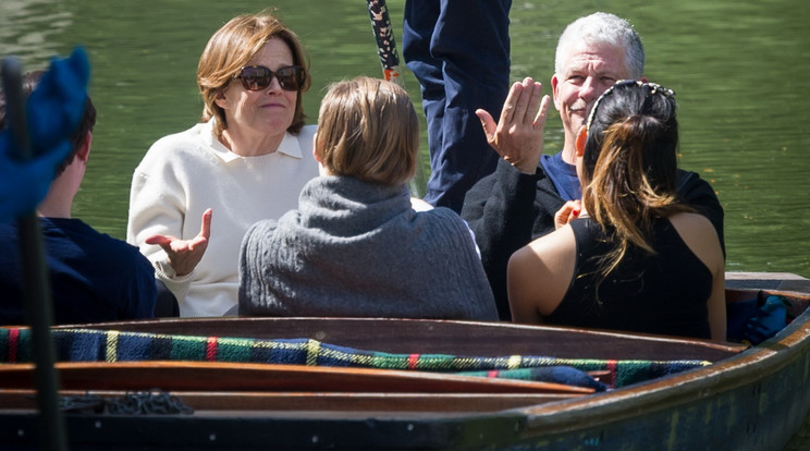 Sigourney Weaver a Cam folyón utazott egy csónakban/Fotó:Northfoto