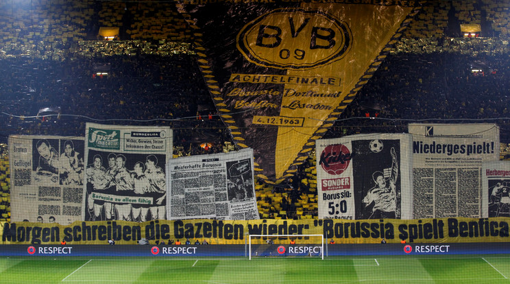 A Dortmundi stadion szurkolói ismét nagyot alkottak / Fotó: AFP