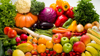 Czy post warzywno-owocowy jest bezpieczny? Dietetyk wyjaśnia