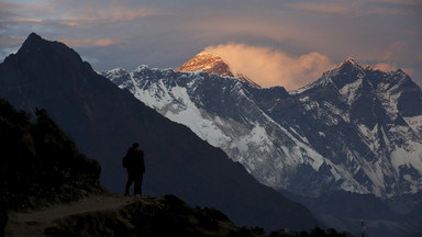 Tragedia wspinaczy po zdobyciu Mount Everest