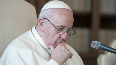 Papież Franciszek górą w watykańskiej walce z nadużyciami [ANALIZA]