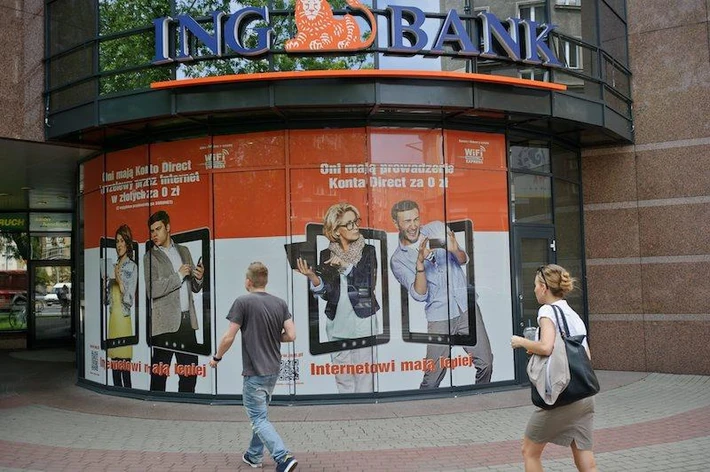 8. ING Bank Śląski: 54,1 punktów