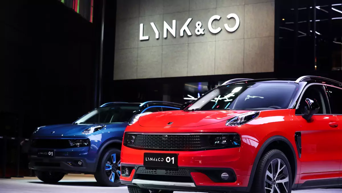 Lynk & CO 01