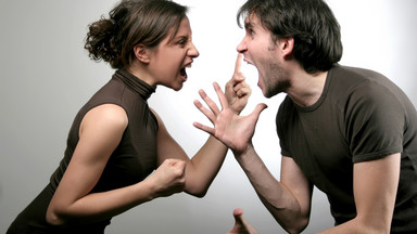 Jak mądrze rozwiązywać konflikty w związku - radzi psycholog
