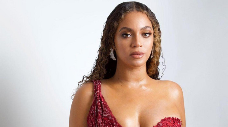 Beyoncé vicces fotókkal lepte meg rajongóit / Fotó: Northfoto