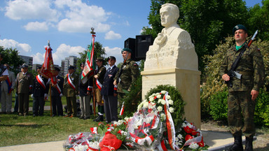 Wrocław: ruszył nabór w konkursie na stypendia im. gen. Fieldorfa "Nila"