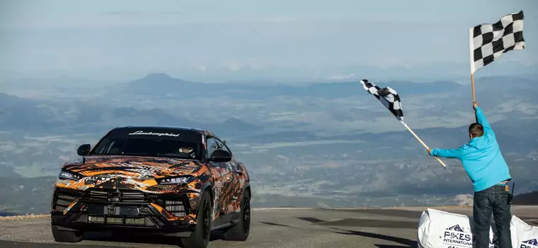 Lamborghini Urus najszybszym SUV-em na Pikes Peak. Pobił rekord Bentleya Bentaygi [WIDEO]