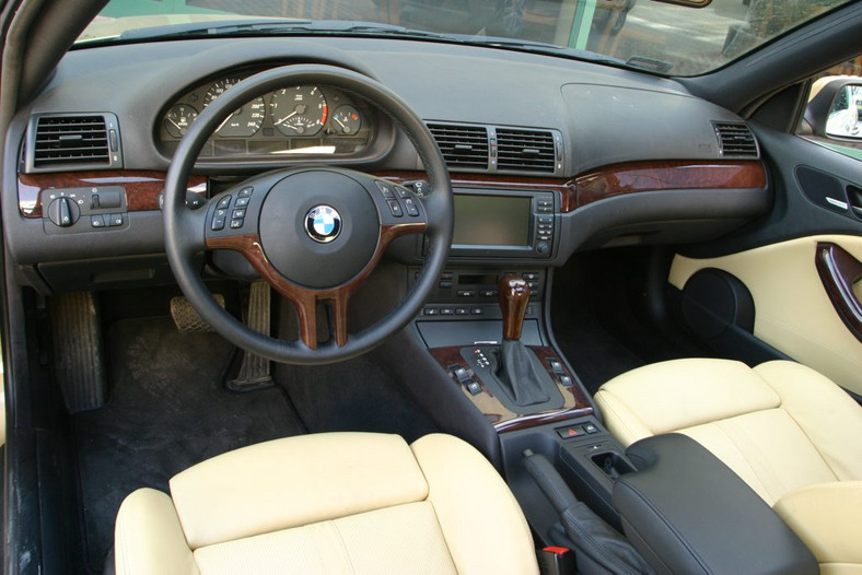 BMW serii 3 – deska rozdzielcza