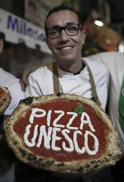 Gino Sorbillo, jeden z najbardziej znanych pizzaiuoli