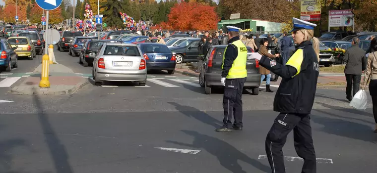 Jedziesz na Wszystkich Świętych - radzimy jak sprawdzić auto?