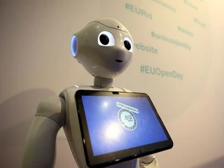 Dni otwarte Komisji Europejskiej, odwiedzających wita robot, 4.05.2019