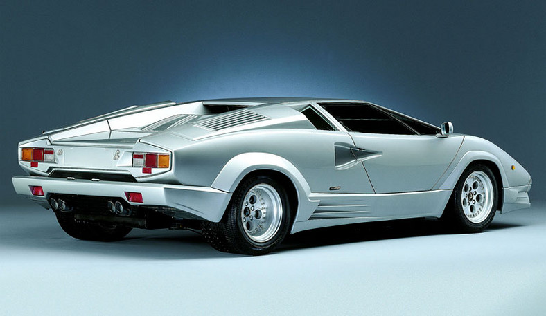 Legendy pod lupą: Lamborghini Countach – król supersportów