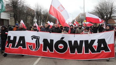 V Hajnowski Marsz Pamięci Żołnierzy Wyklętych. "Chcemy wyklętych na lekcjach historii!", "Bury, Bury, nasz bohater!" [ZDJĘCIA]