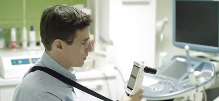 Smartfon z przystawką wydrukowaną w 3D zdiagnozuje raka szyjki macicy