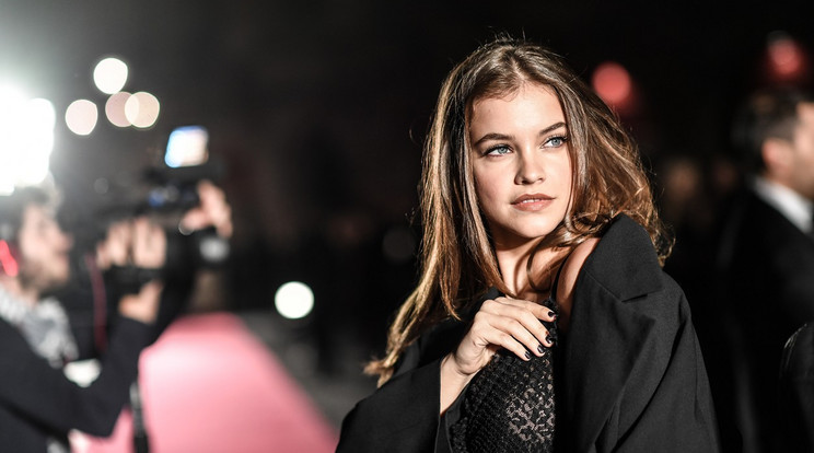 Palvin Barbara egy igazi vadóc kislány - ezt ruhája is bizonyította / Fotó: Profimedia-Reddot