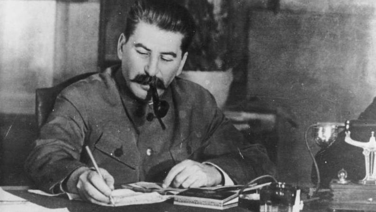 "Spalona ziemia" Stalina. Po latach w Niemczech wybuchła fałszerska afera
